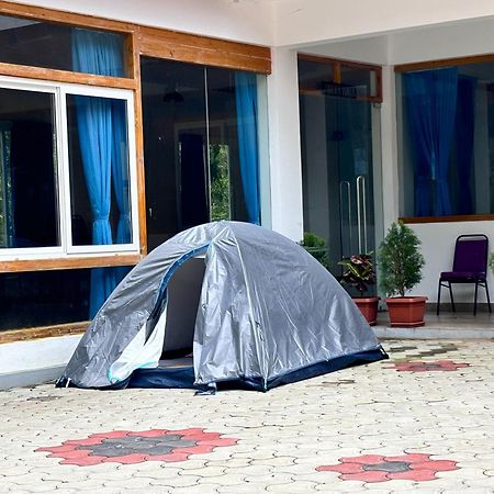 Ecstasy Tent Stay With Swimming Pool & Common Washroom จิกมากาลูร์ ภายนอก รูปภาพ