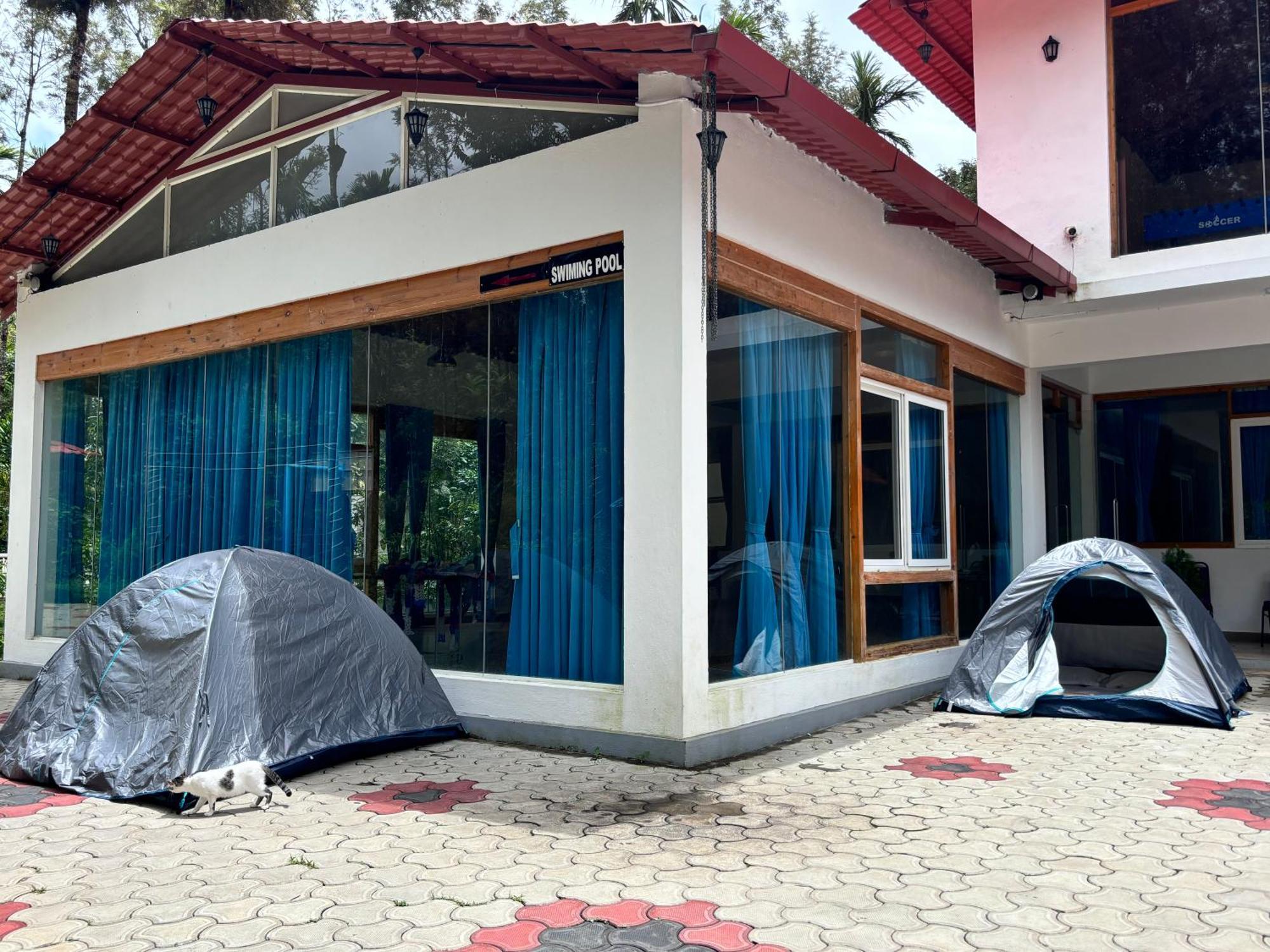 Ecstasy Tent Stay With Swimming Pool & Common Washroom จิกมากาลูร์ ภายนอก รูปภาพ