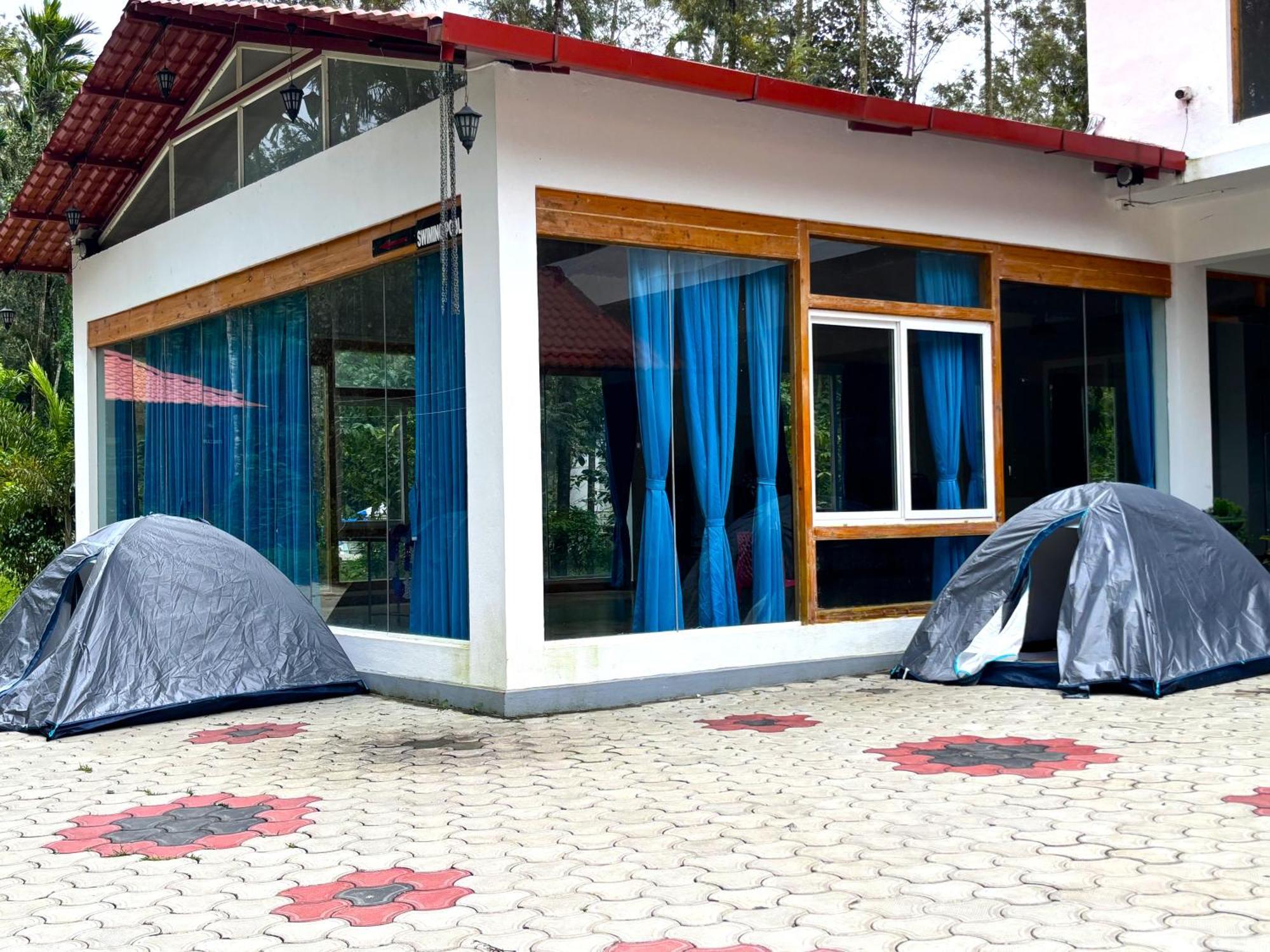 Ecstasy Tent Stay With Swimming Pool & Common Washroom จิกมากาลูร์ ภายนอก รูปภาพ