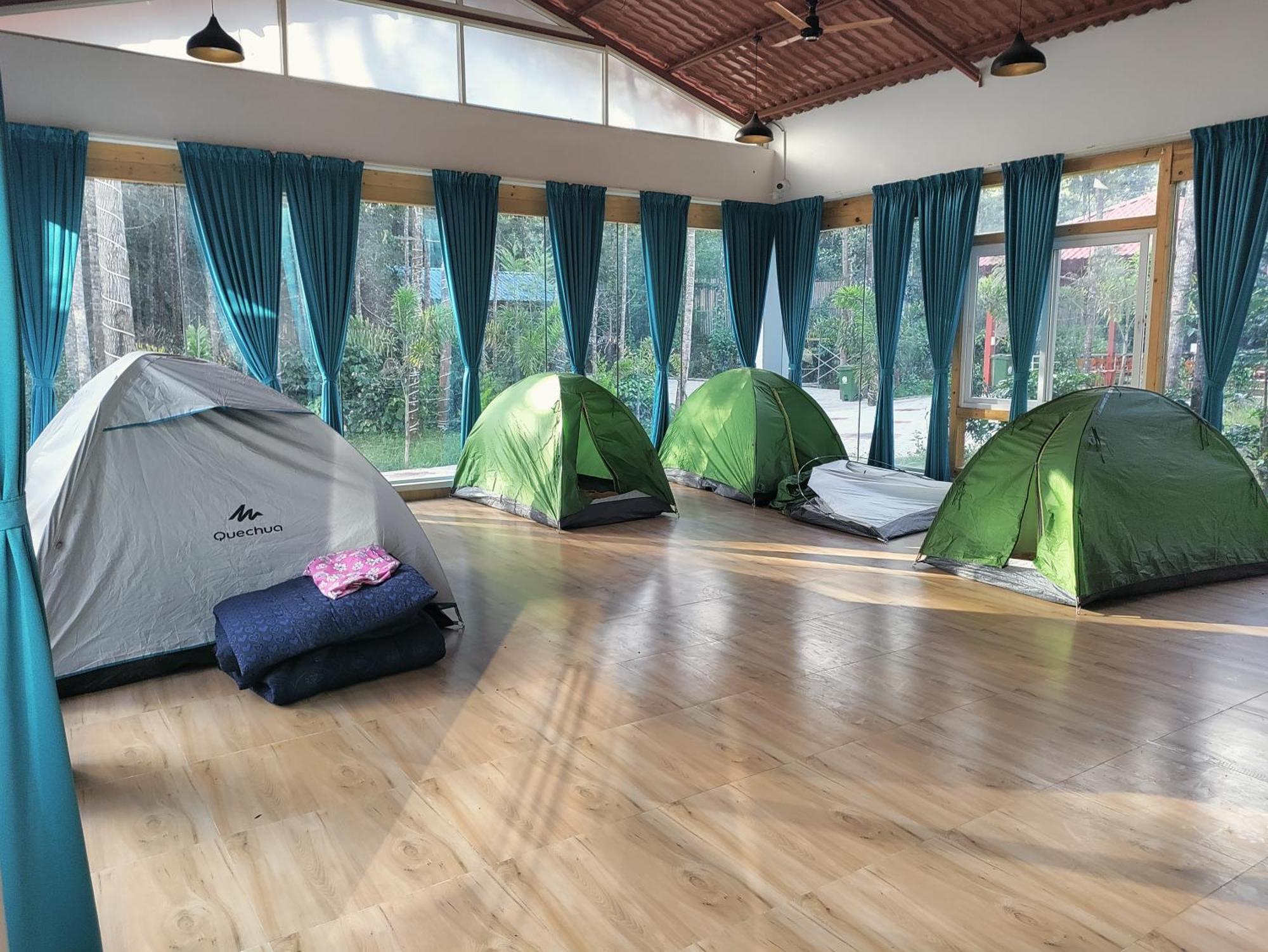 Ecstasy Tent Stay With Swimming Pool & Common Washroom จิกมากาลูร์ ภายนอก รูปภาพ