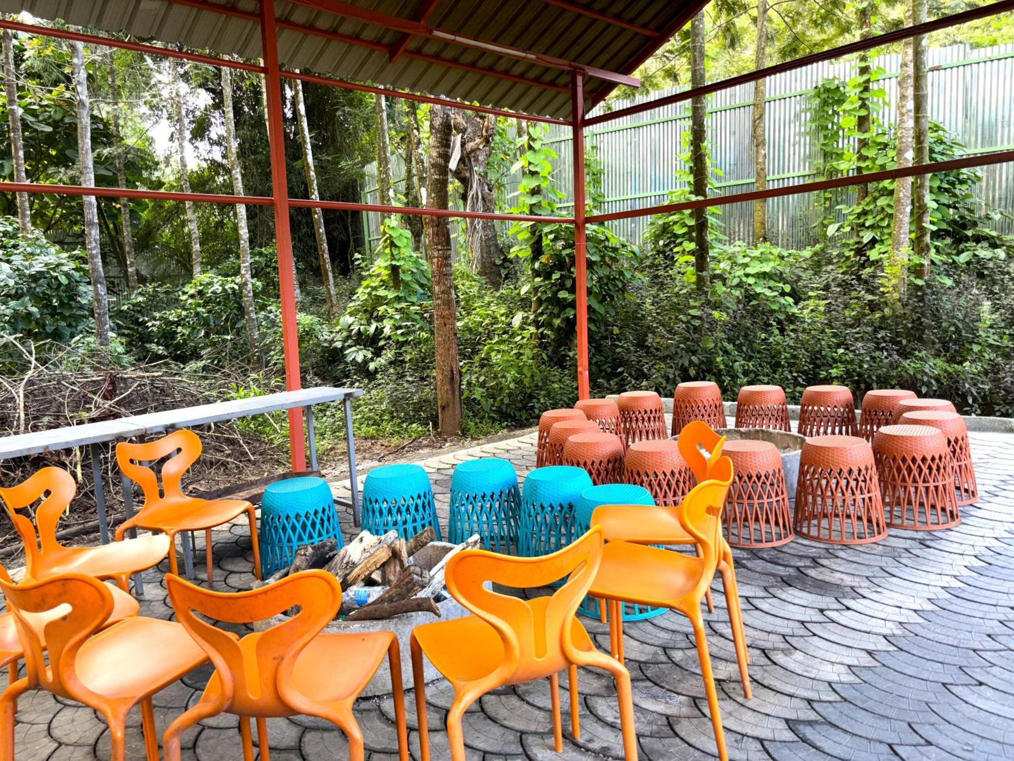 Ecstasy Tent Stay With Swimming Pool & Common Washroom จิกมากาลูร์ ภายนอก รูปภาพ