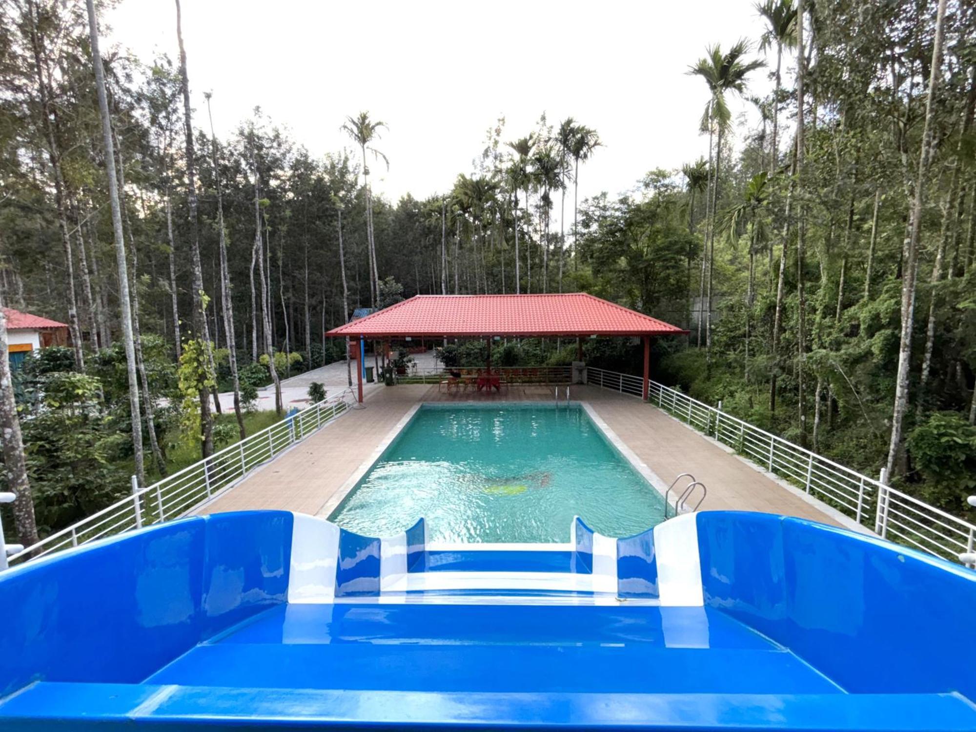 Ecstasy Tent Stay With Swimming Pool & Common Washroom จิกมากาลูร์ ภายนอก รูปภาพ