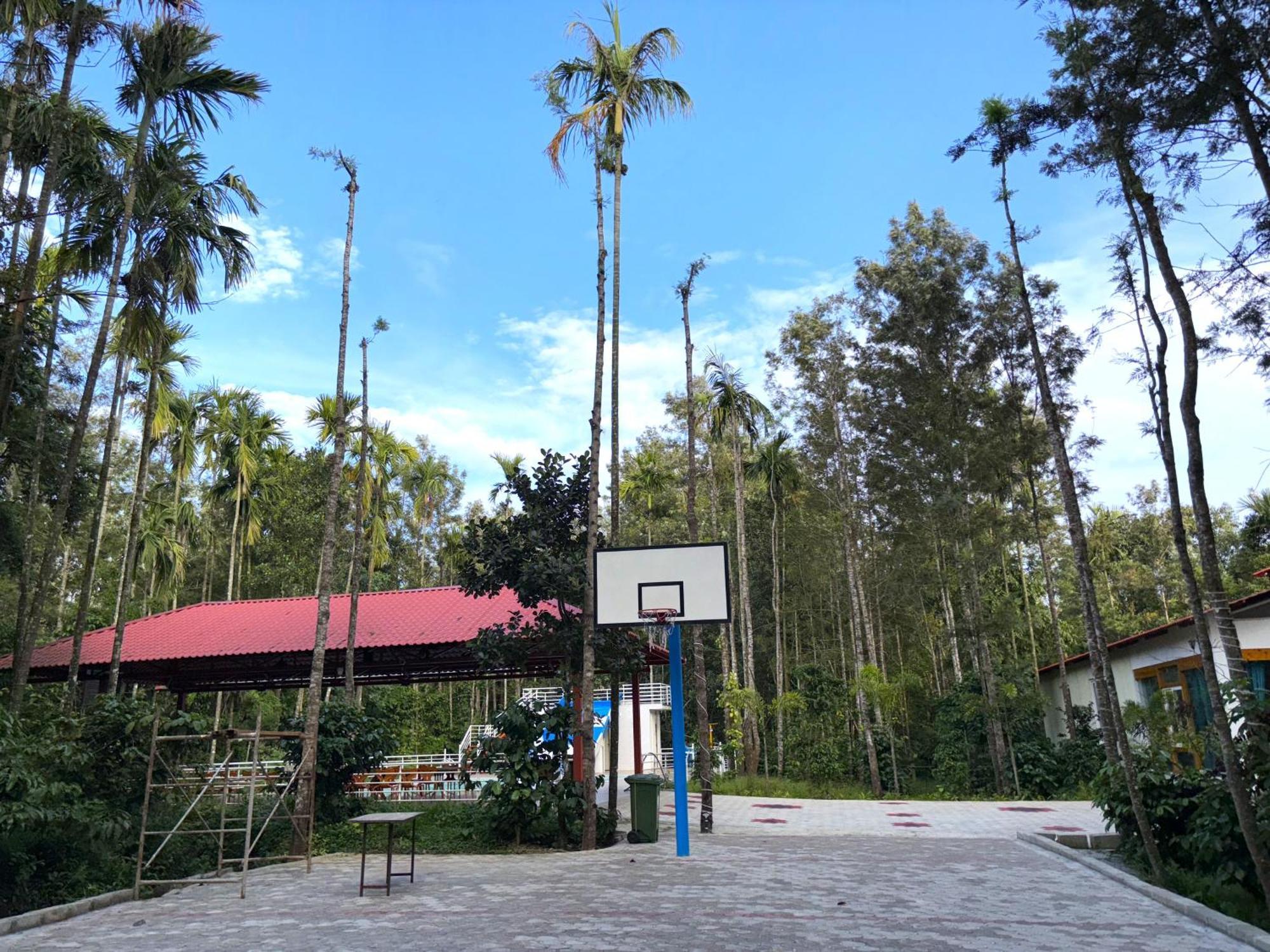 Ecstasy Tent Stay With Swimming Pool & Common Washroom จิกมากาลูร์ ภายนอก รูปภาพ